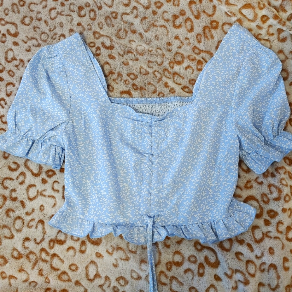 Drawstring Crop Blouse